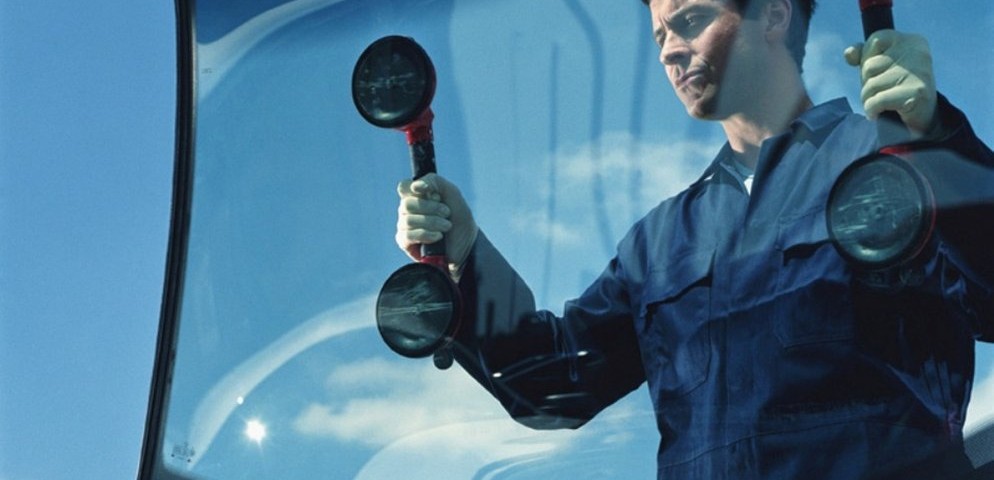 windshield repair service in Lake Worth